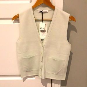 ZARA crop sweater vest, NWT. Sz large.